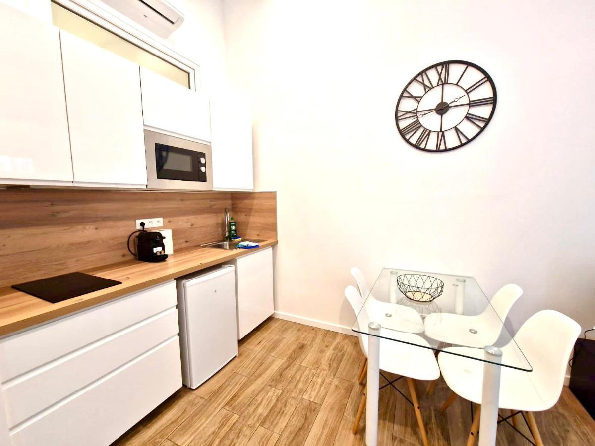 Residence Petite Californie นีซ ภายนอก รูปภาพ